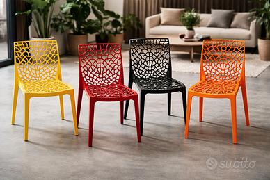 N. 4 Sedie tipo Kartell