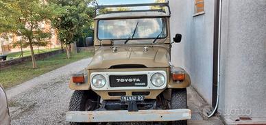 TOYOTA LAND CRUISER BJ42 HARD-TOP