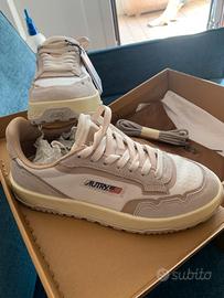 Sneakers Autry donna