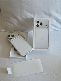 iPhone 17 pro max 256GB silver batteria 100%