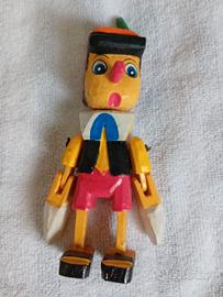 Pinocchio statuetta in legno
