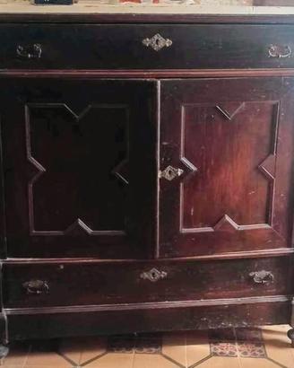 Antica credenza dell'Ottocento