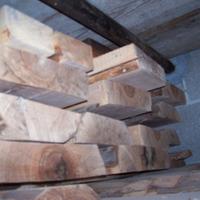 Tavole di legno pregiato