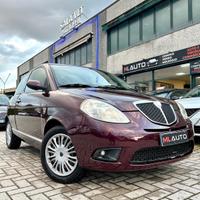 Lancia Ypsilon 1.3 MJT 75 CV Platino