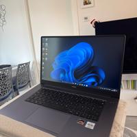 Matebook D15 - Ryzen 7 512gb SSD -