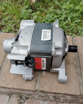Motore lavatrice Whirlpool + cinghia originale