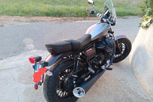 MOTO GUZZI V9 BOBBER