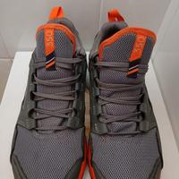 Scarpe Adidas n. 40 2/3