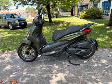 Piaggio Beverly 400 S