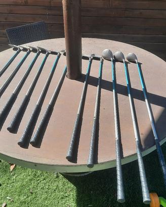 Set golf Fenwick 11 mazze graphite poco usato