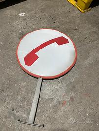 Insegna telefono pubblico