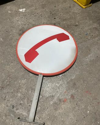 Insegna telefono pubblico