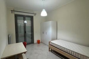 Singola in appartamento moderno