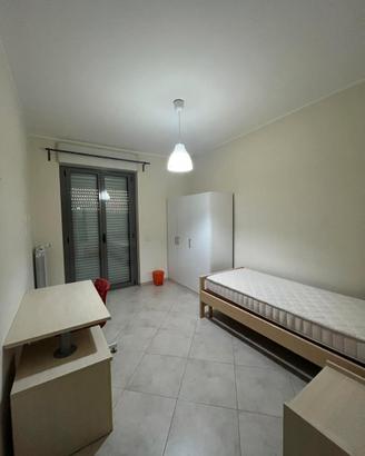 Singola in appartamento moderno