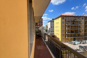 2 LOCALI A CREMA