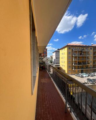 2 LOCALI A CREMA