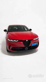 Alfa Romeo Tonale ibrida autocarro