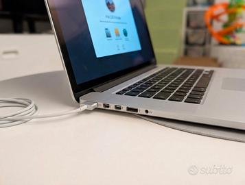MacBook Pro 15" RETINA i7 2.6GHZ (Quad-Core) - 16G