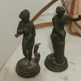 Coppia antiche  statuette in bronzo  collezionismo