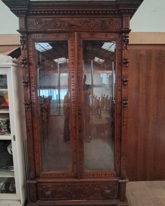 Credenza per piatti, bicchieri in stile art decó