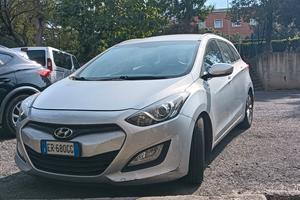 hyunday I30 wagon 1.6 CRD 