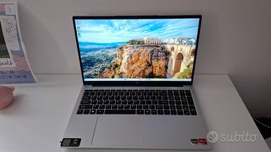 Notebook 17 Pollici Ryzen 3 512Gb 16Gb Win 11