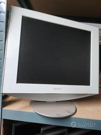 Monitor economici Fumzionanti VGA