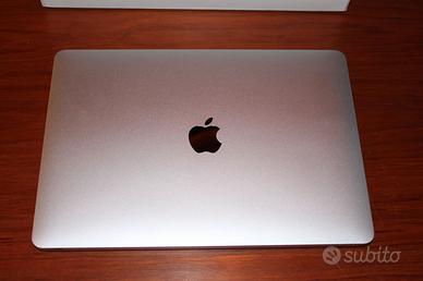 MACBOOK PRO 13 M2 2024