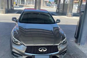 Infiniti Q30 2016