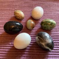 7 Uova in marmo/pietra dura