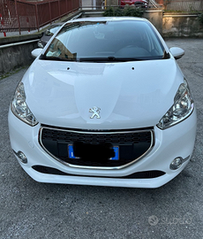 Peugeot 208 Hdi 1.4 68cv anche per neopatentati