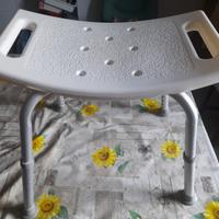 Attrezzatura accessori oggetti anziani disabili