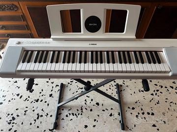 tastiera Yamaha np-15 white con cavalletto