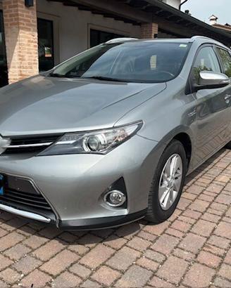 Toyota Auris 1.8 Hybrid Active Plus Station Wagon