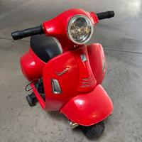 Vespa elettrica per bambini 1-3 anni come nuova