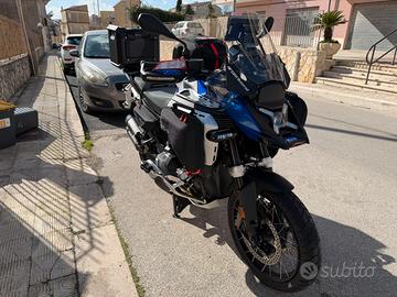 Bmw gs 1300 adventure trophy strafull