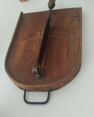 Antico tagliapane