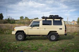 Toyota Land Cruiser GRJ 78