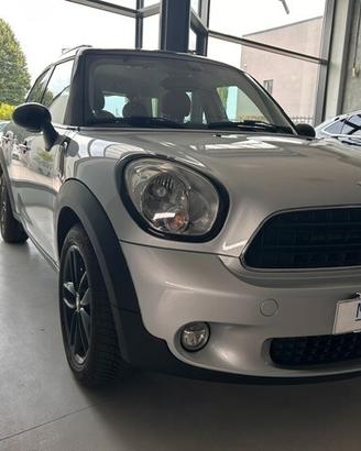 Mini Cooper D Countryman 2.0 Business Automatica