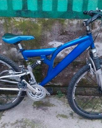 Bicicletta MTB