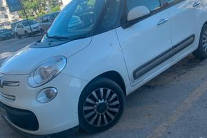 Fiat 500 L bianca 95cv 1.4 benzina 2014