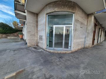 Locale commerciale a Sorrento