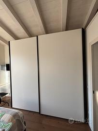 Armadio ante scorrevoli