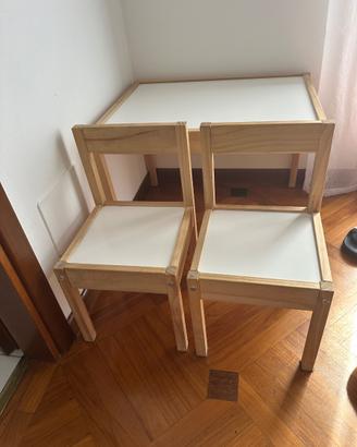 Ikea LATT tavolino e 2 sedie per bambini