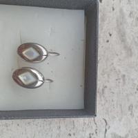 Orecchini in argento e madreperla