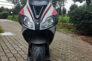 Aprilia SR50 R Anno 2015