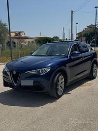 Alfa Romeo Stelvio (Benzina 280cv)