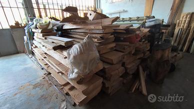 Catasta tavole legno tiglio