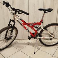 BICICLETTA MOUNTAIN BIKE
