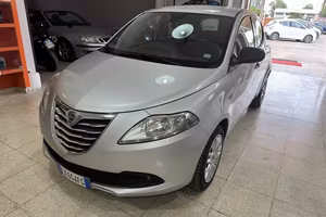 YPSILON 1.3 MTJ 95 cv.
